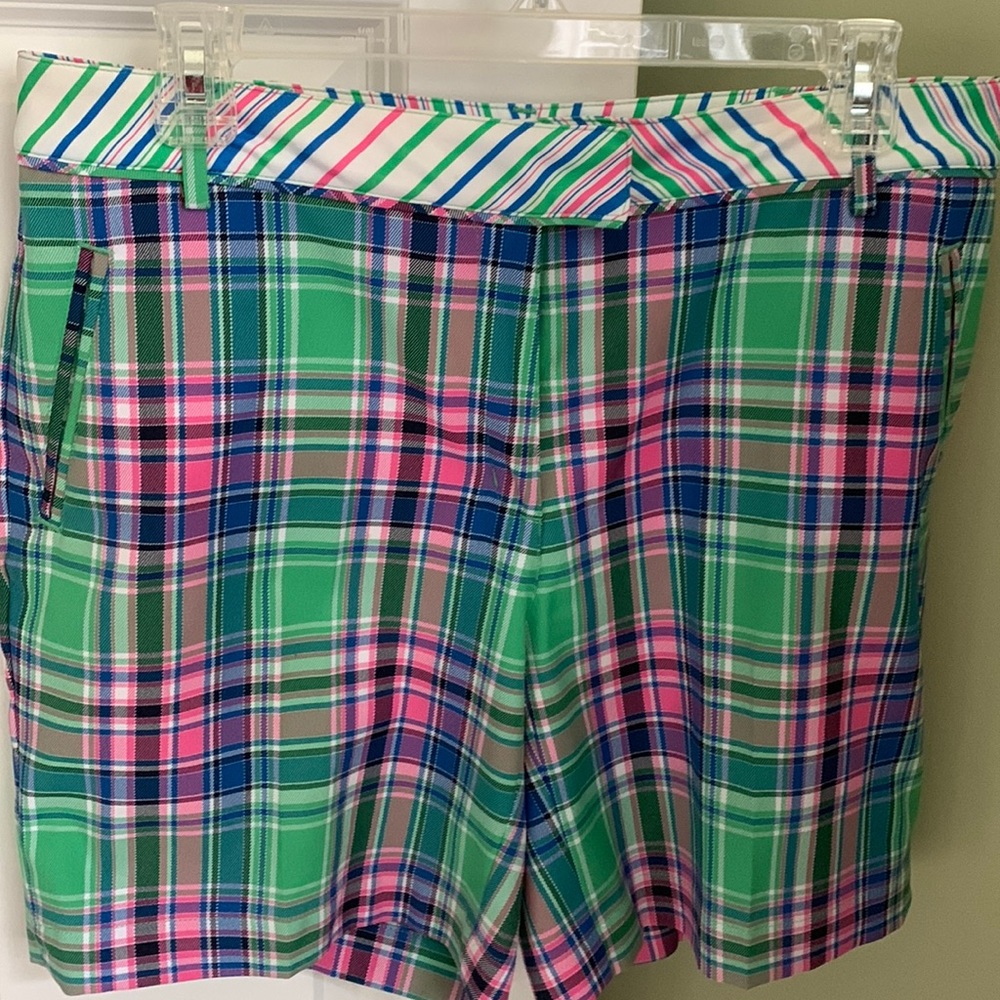 Lady Hagen Ladies Golf Shorts -size 8 - like new!